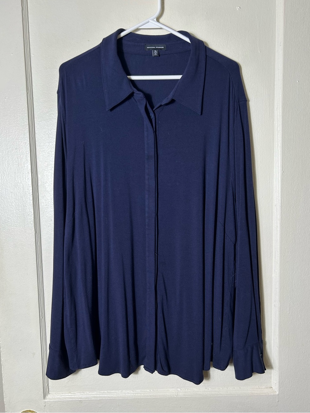 Universal standard hidden placket liquid jersey knit button up shirt XL 26-28